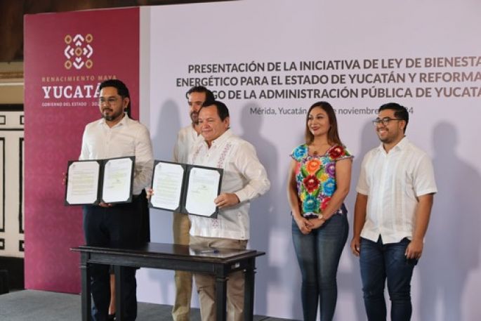 Anuncia Díaz Mena creación de Agencia de Energía para hacer de Yucatán un polo energético