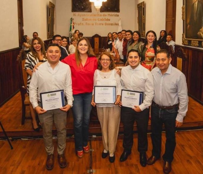 Cabildo abierto da voz a las y los meridianos para una mejor toma de decisiones: Cecilia Patrón. 