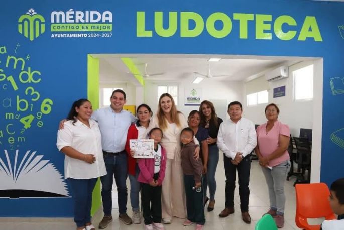 Entrega Cecilia Patrón nuevas instalaciones para las y los meridanos del sur. 