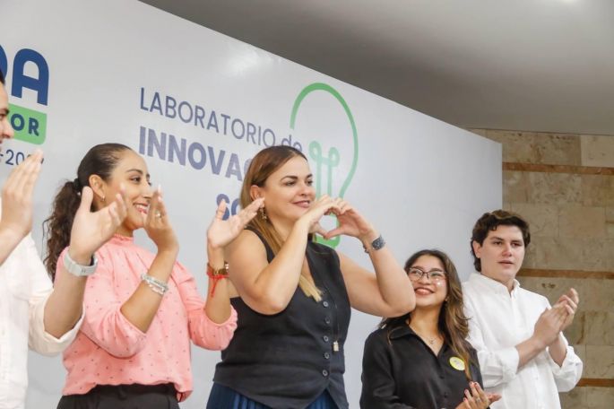 Inician Cecilia Patrón y juventudes meridanas los trabajos del laboratorio de innovación social.  
