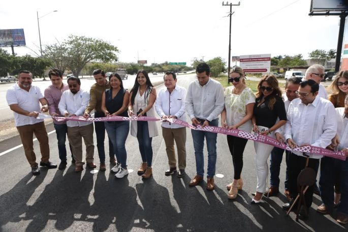 Inaugura Gobernador Joaquín Díaz Mena laterales del Periférico de Mérida