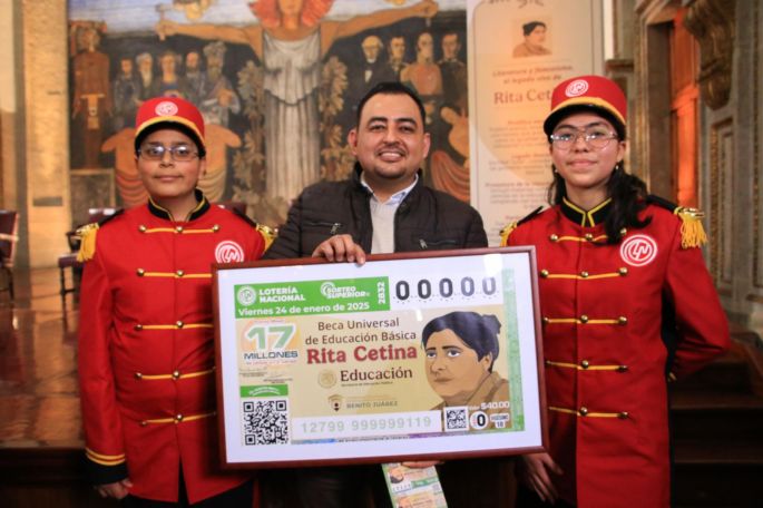 Develan billete conmemorativo en honor a la Beca Universal de Educación Básica “Rita Cetina”