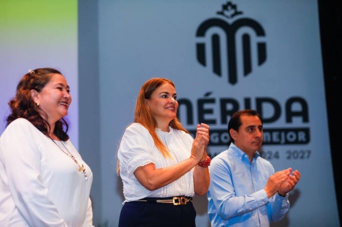 Cecilia Patrón presenta Código de Ética para Servidores Públicos del Ayuntamiento de Mérida