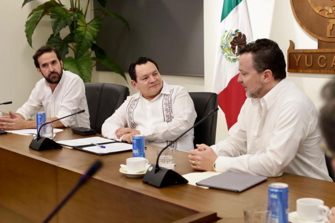 Energías limpias, clave del desarrollo en el renacimiento maya