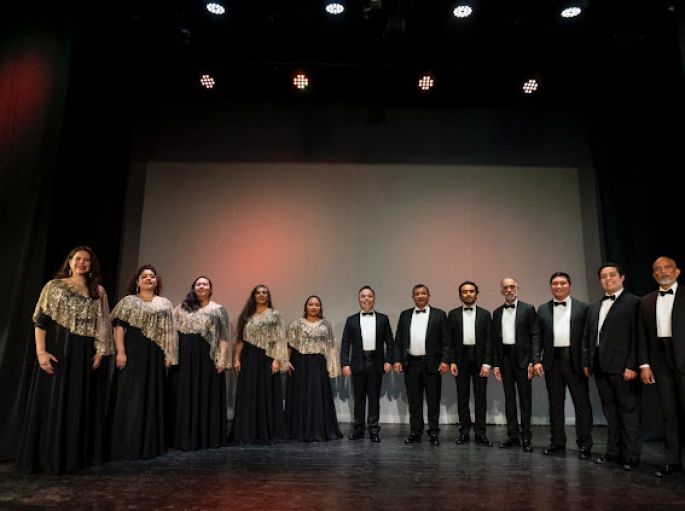 Ofrece la UNAY concierto gratuito “Voces del mundo”