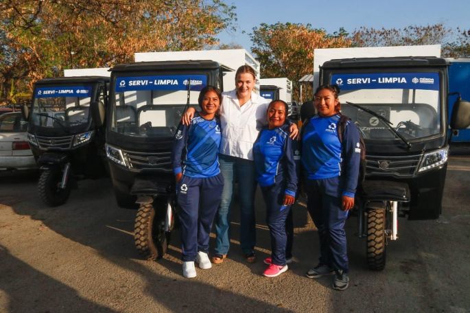 Fortalece Cecilia Patrón los servicios públicos de Mérida con nuevas unidades de limpieza.