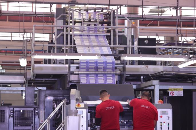 Arranca INE impresión de más de 600 millones de boletas para elección judicial