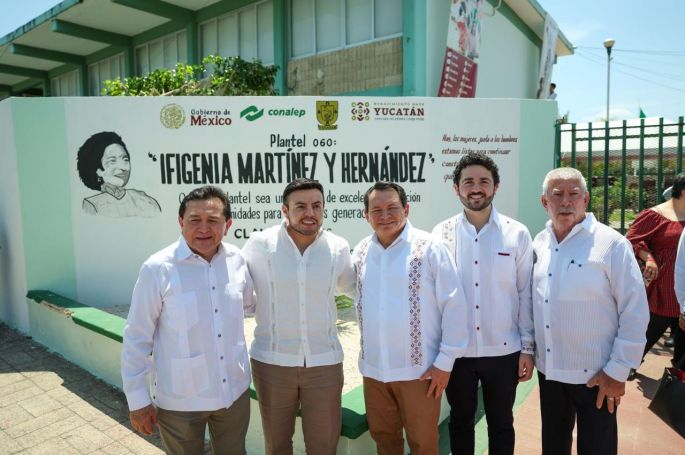 Reciben Planteles del Conalep Yucatán nuevos nombres históricos