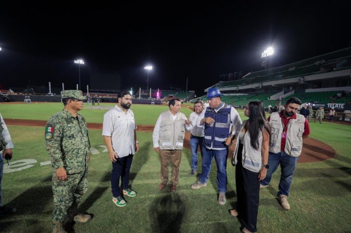 Supervisan obras del estadio Kukulcán previo a su reapertura 