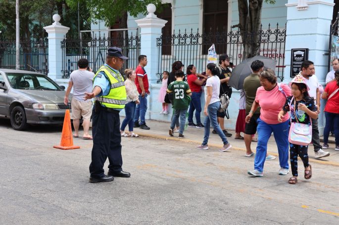 Policía de Mérida implementa operativo de regreso a clases