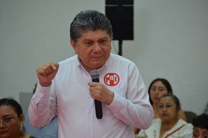 PRI acusa a Morena de utilizar los programas sociales para obligar a la gente a afiliarse