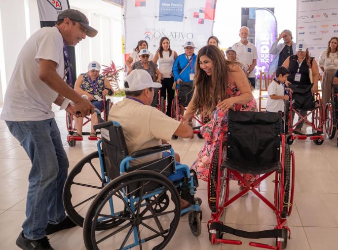 Suman esfuerzos DIF Yucatán y Rally Maya 2025 para mejorar la calidad de vida de niñas, niños y adultos mayores