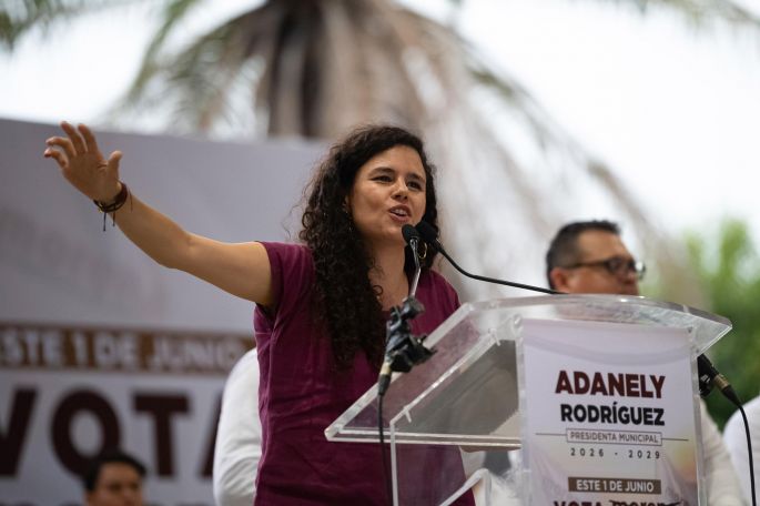 “El próximo domingo se acaba el último reducto de la derecha en Veracruz”: Luisa María Alcalde Luján