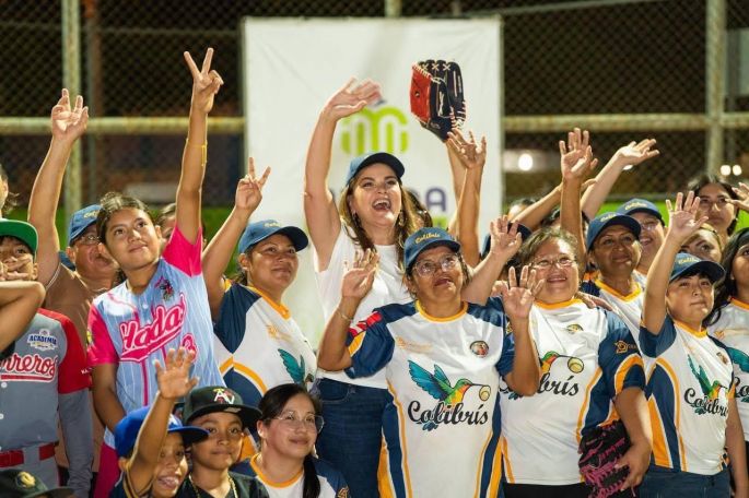 Presenta Cecilia Patrón “Mérida te cuida”, un modelo de intervención social para fortalecer el sentido de comunidad