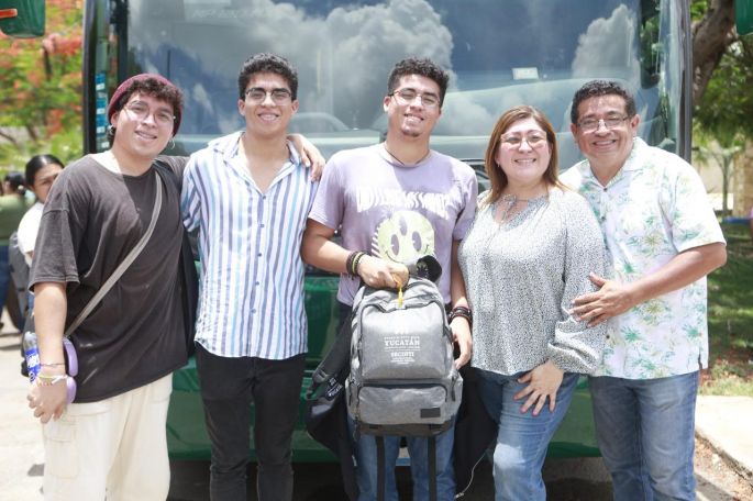 Estudiantes yucatecos cumplen sueño de estudiar en el extranjero