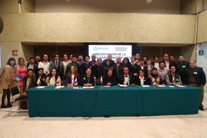 Presentan la “Guía para conocer más sobre las Juventudes Trans y No Binarias”