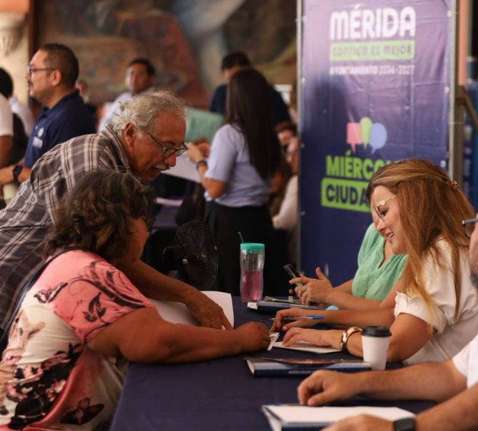 Atiende Cecilia Patrón más de 200 demandas ciudadanas en el programa “Miércoles Ciudadano”