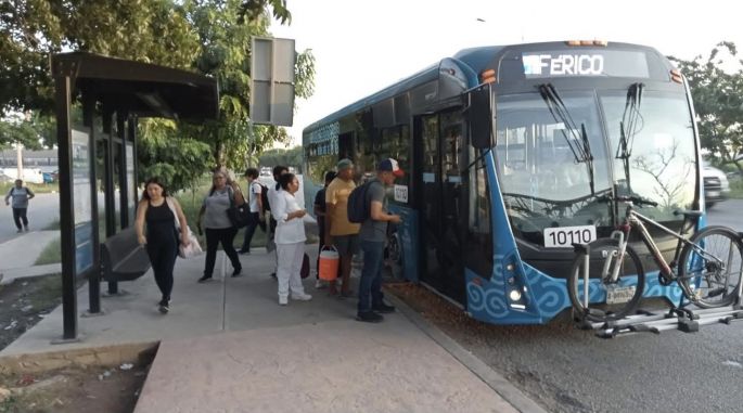Gobernador Joaquín Díaz Mena impulsa nuevas aportaciones por 75 millones de pesos para reforzar transporte público en Yucatán