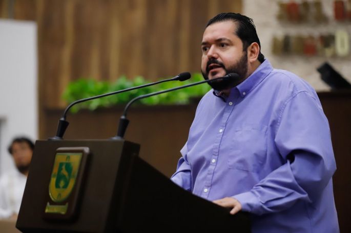 Bayardo Ojeda reconoce errores y destaca apoyos actuales a mujeres y jóvenes yucatecos 