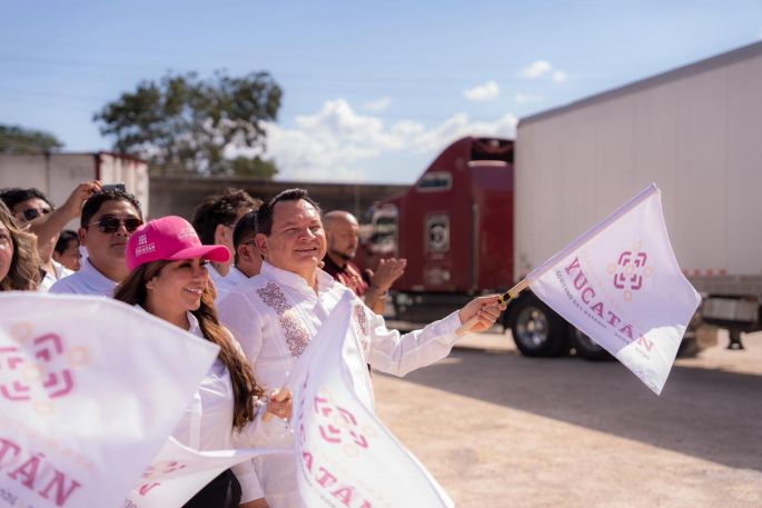 Yucatán envía 30 toneladas de ayuda humanitaria