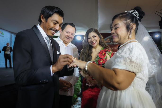 Se casan 565 parejas durante las Bodas del Renacimiento Maya 2025