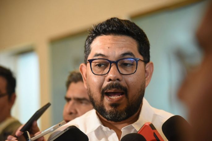 Ejecutivo mantiene lista la iniciativa para reactivar crédito por 1,530 millones