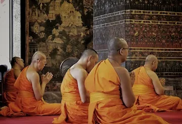 Detienen a 22 monjes budistas con más de 100 kilos de presunta droga en Sri Lanka