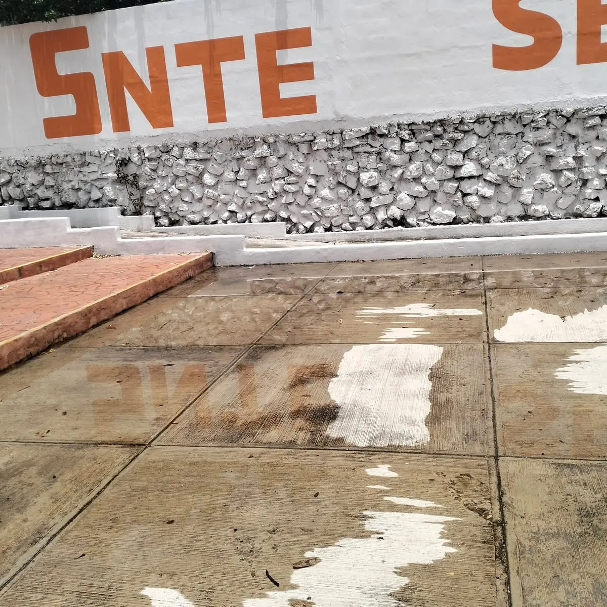 “Elefante blanco y solo galletitas”: maestro estalla contra el SNTE 33 por presunto despilfarro millonario