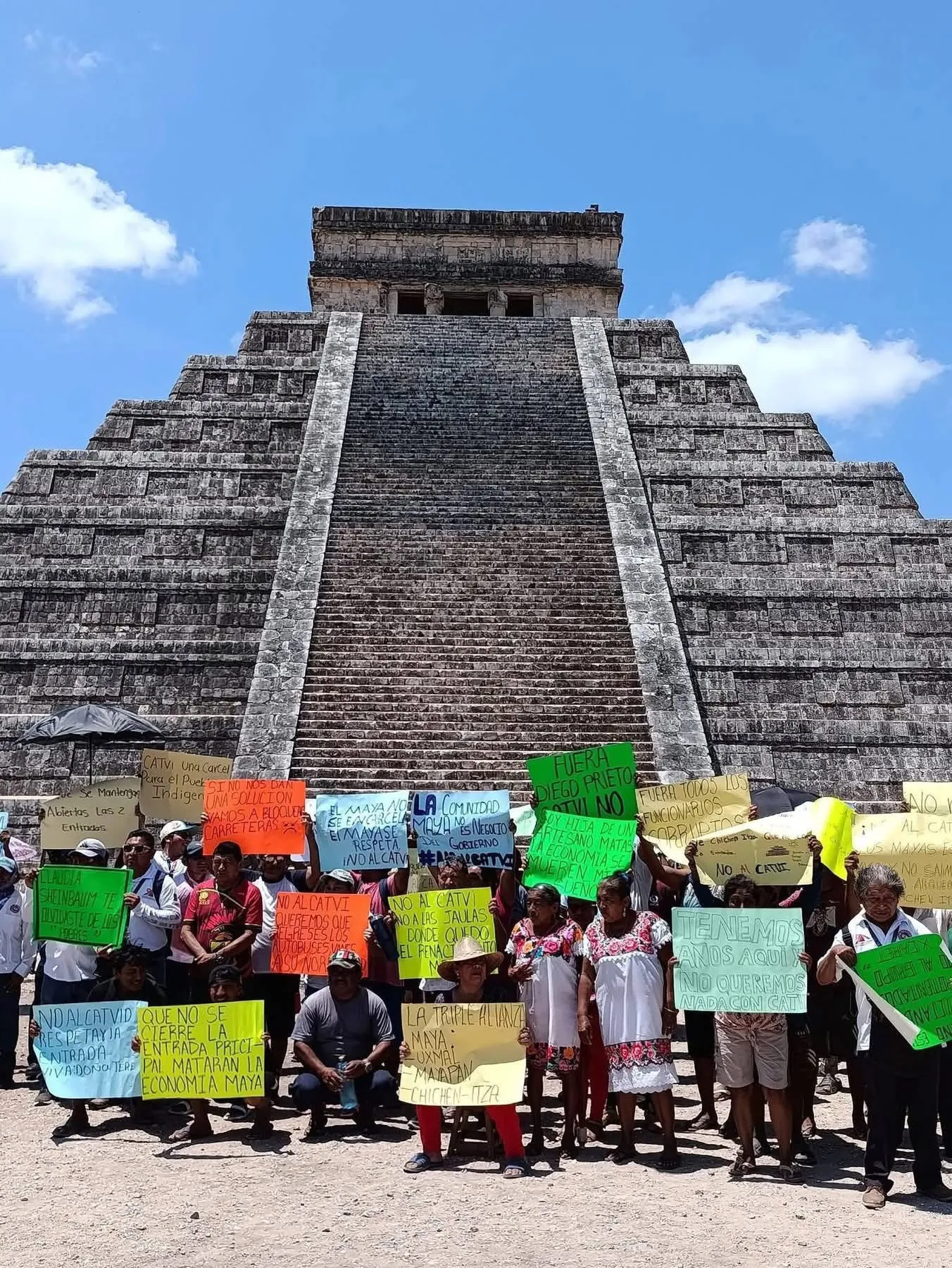 Gobierno de Yucatán, INAH y artesanos alcanzan acuerdo para reabrir Chichén Itzá