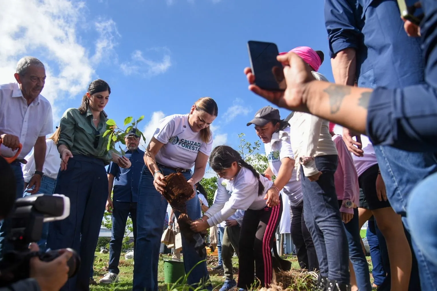 Arranca Cruzada Forestal 2026 con meta de plantar 8 mil 500 árboles en Mérida