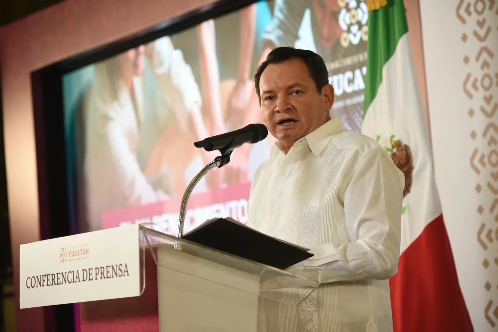 “No se trata de echar culpas, sino de hacernos cargo juntos”: Huacho llama a construir acuerdo por Mérida